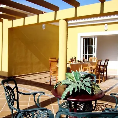 El Descanso Otel 5*